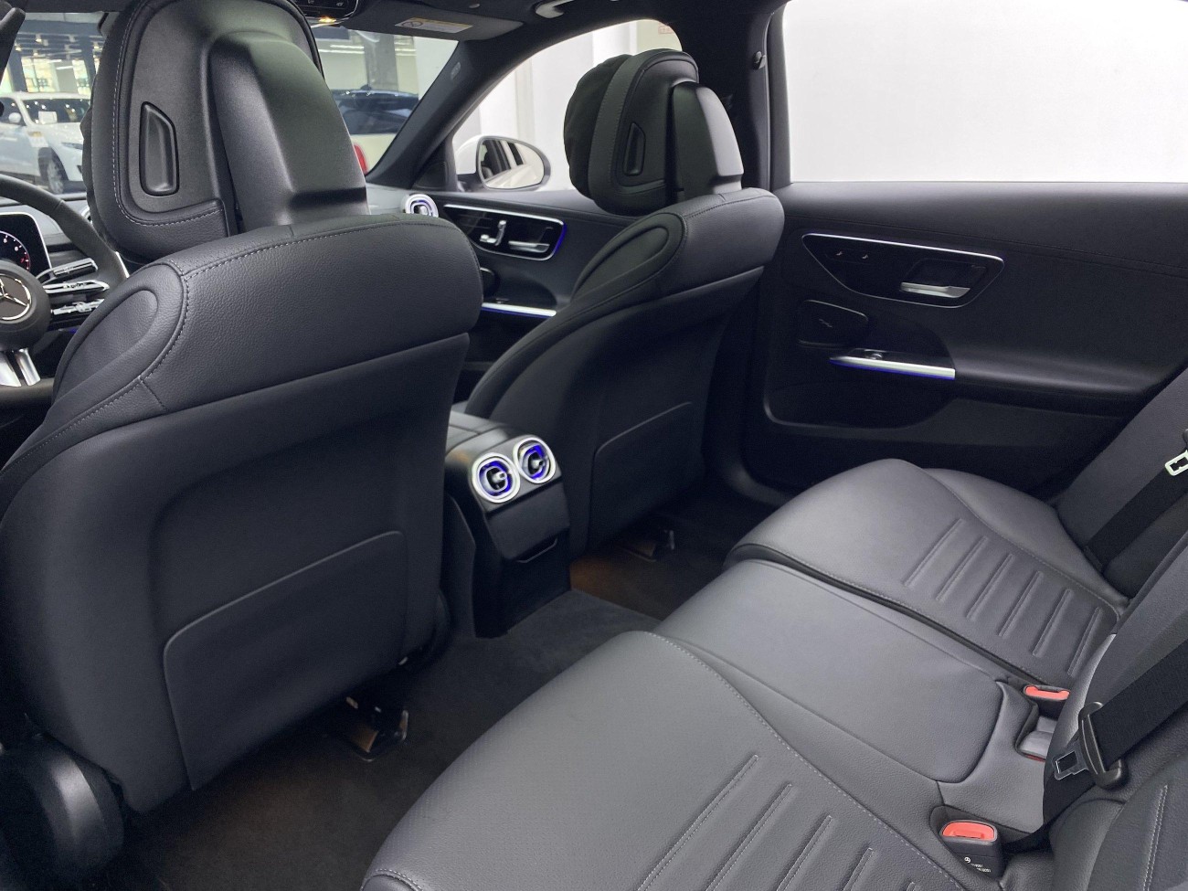 Mercedes-Benz C 260 L 2025