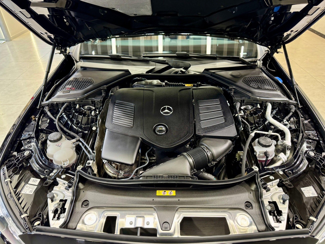 Mercedes-Benz E 300 L 2024