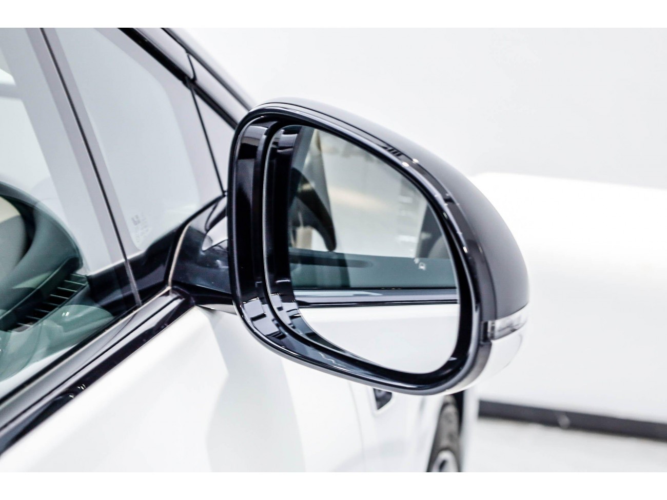 Li Auto i8 2025