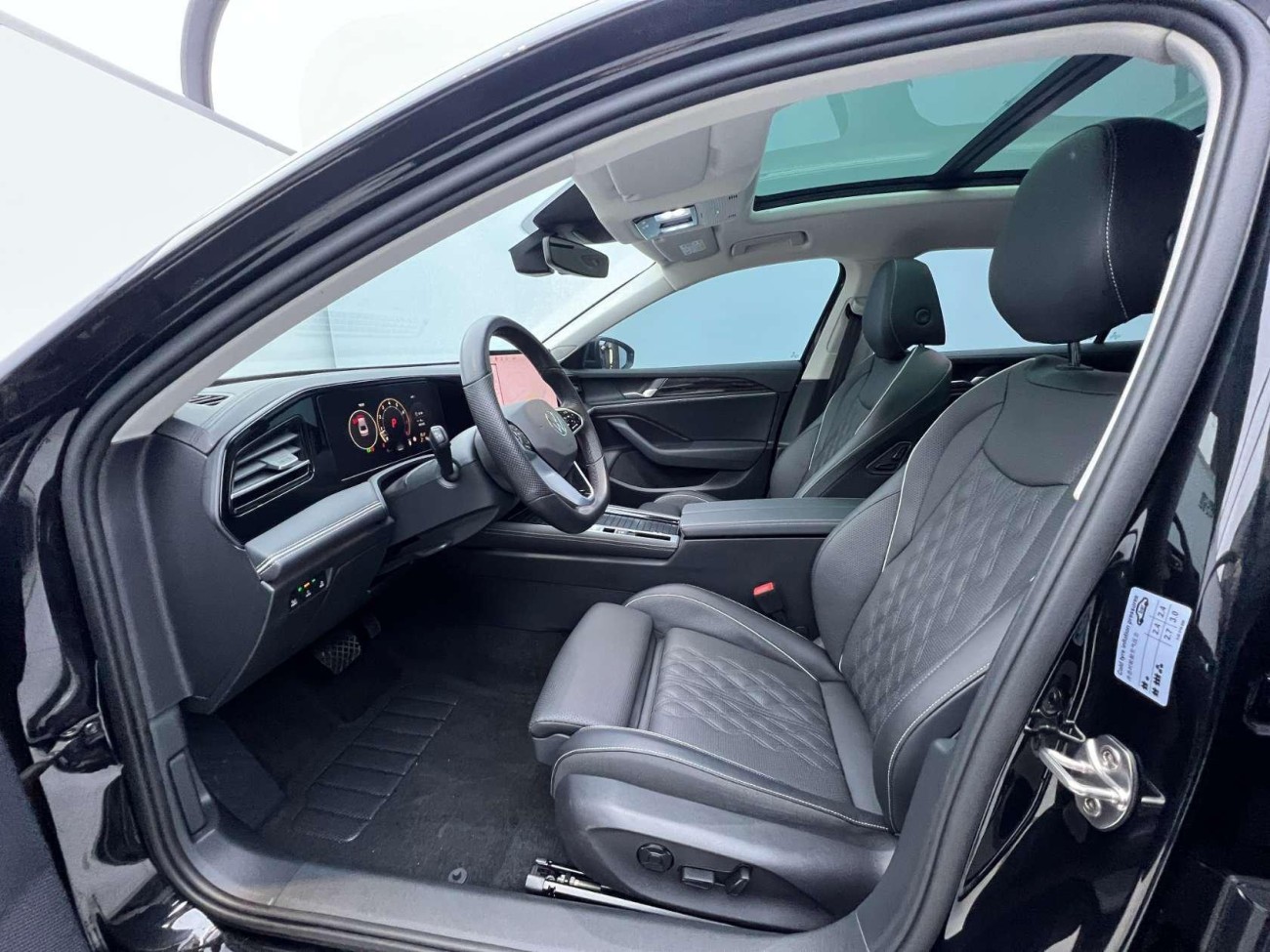 Volkswagen Magotan 2024