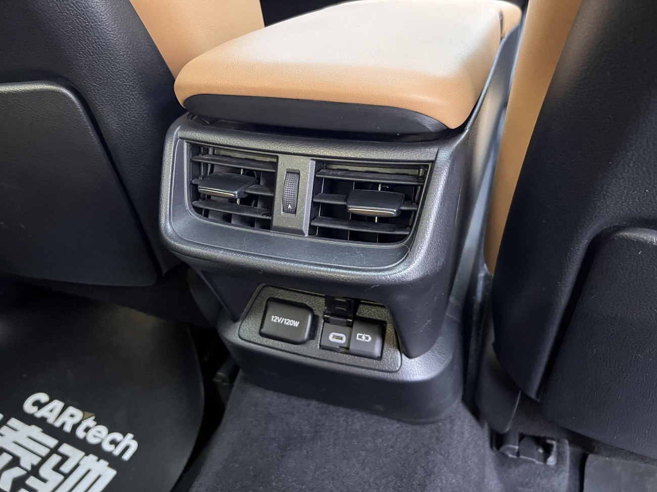 Lexus ES 200 2022