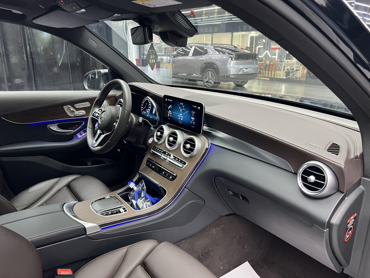 Mercedes-Benz GLC 300 L 2022