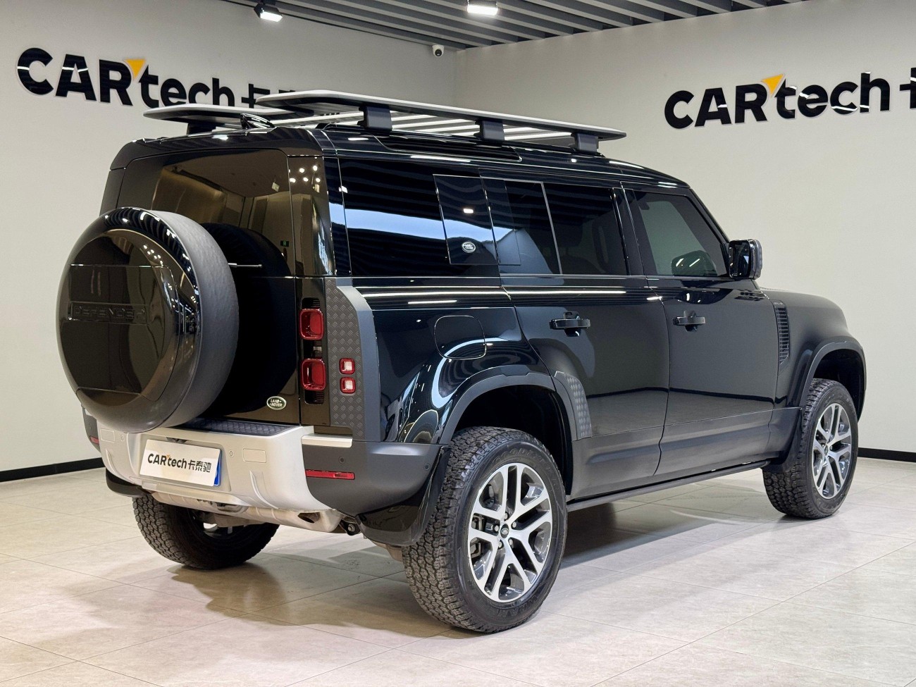 Land Rover Defender 2022
