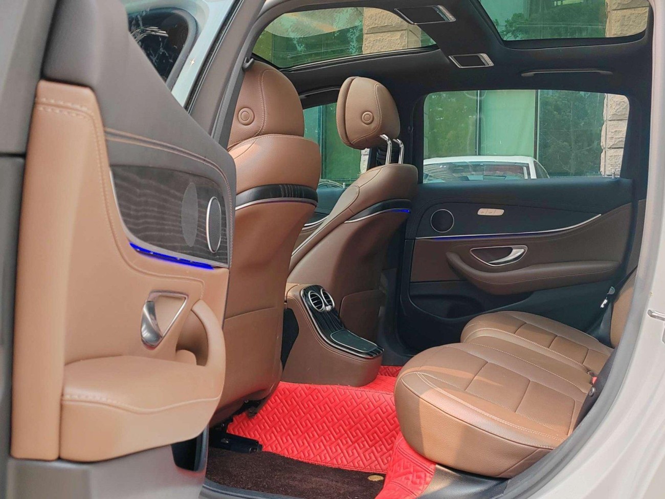 Mercedes-Benz E 260 L 2021