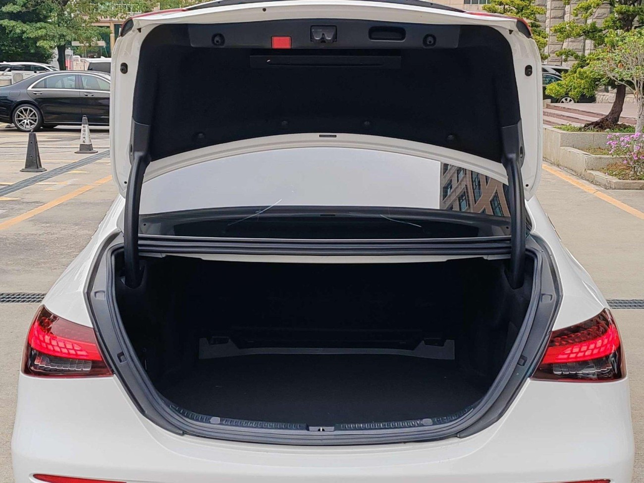 Mercedes-Benz E 260 L 2021