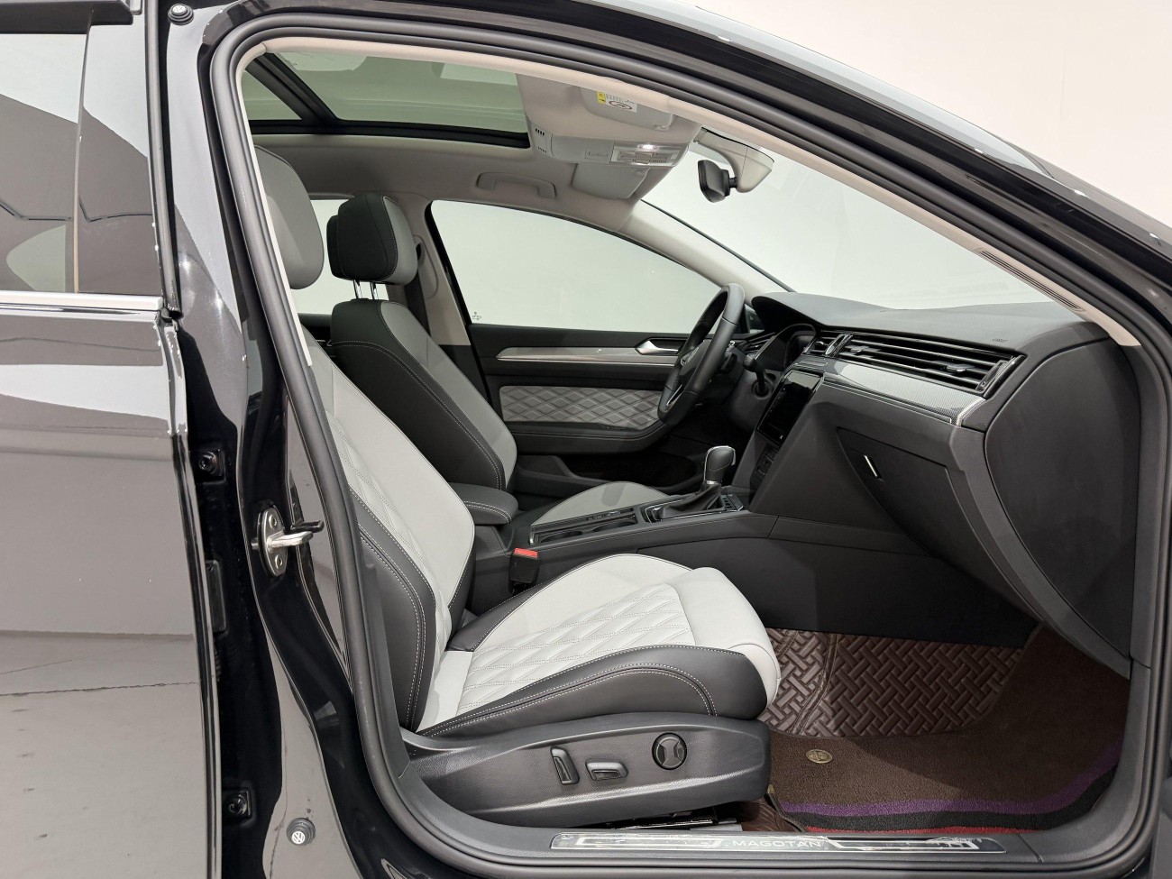 Volkswagen Magotan 2024