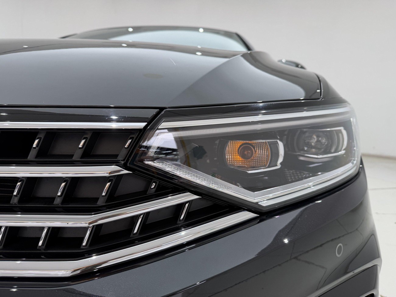 Volkswagen Magotan 2024