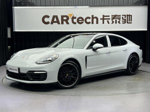 Porsche Panamera 2021