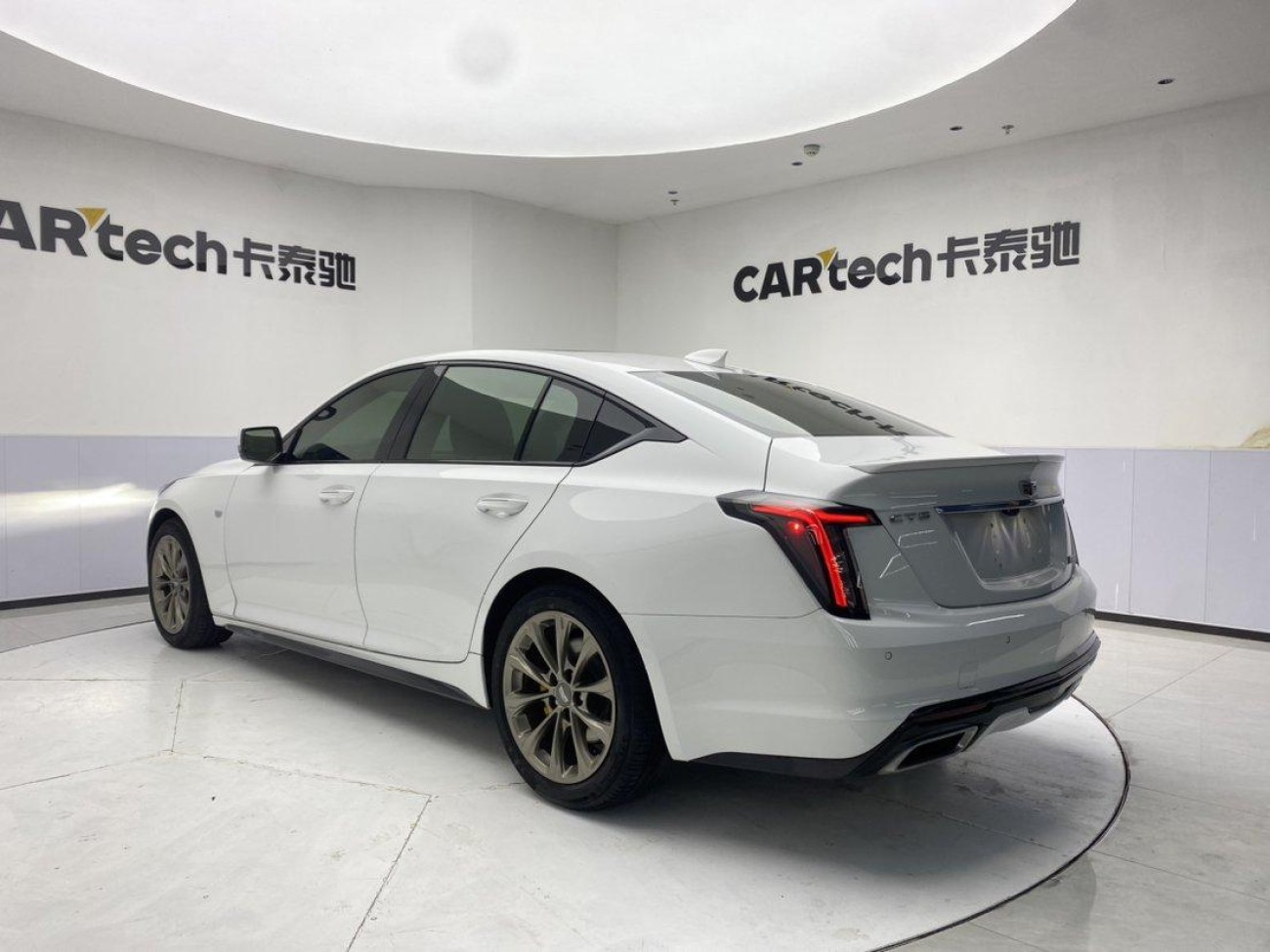 Cadillac CT5 2021
