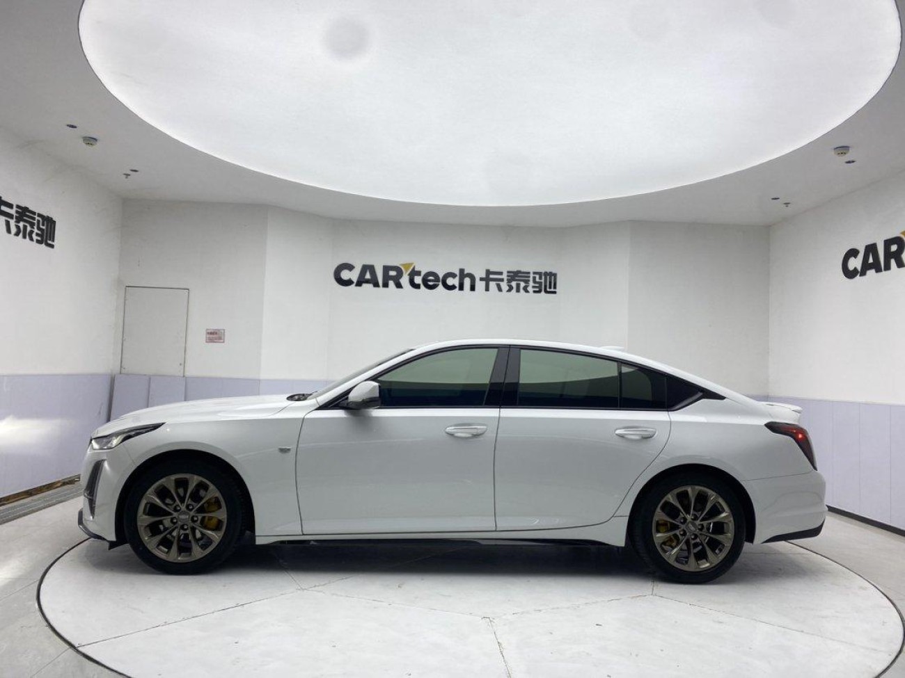Cadillac CT5 2021