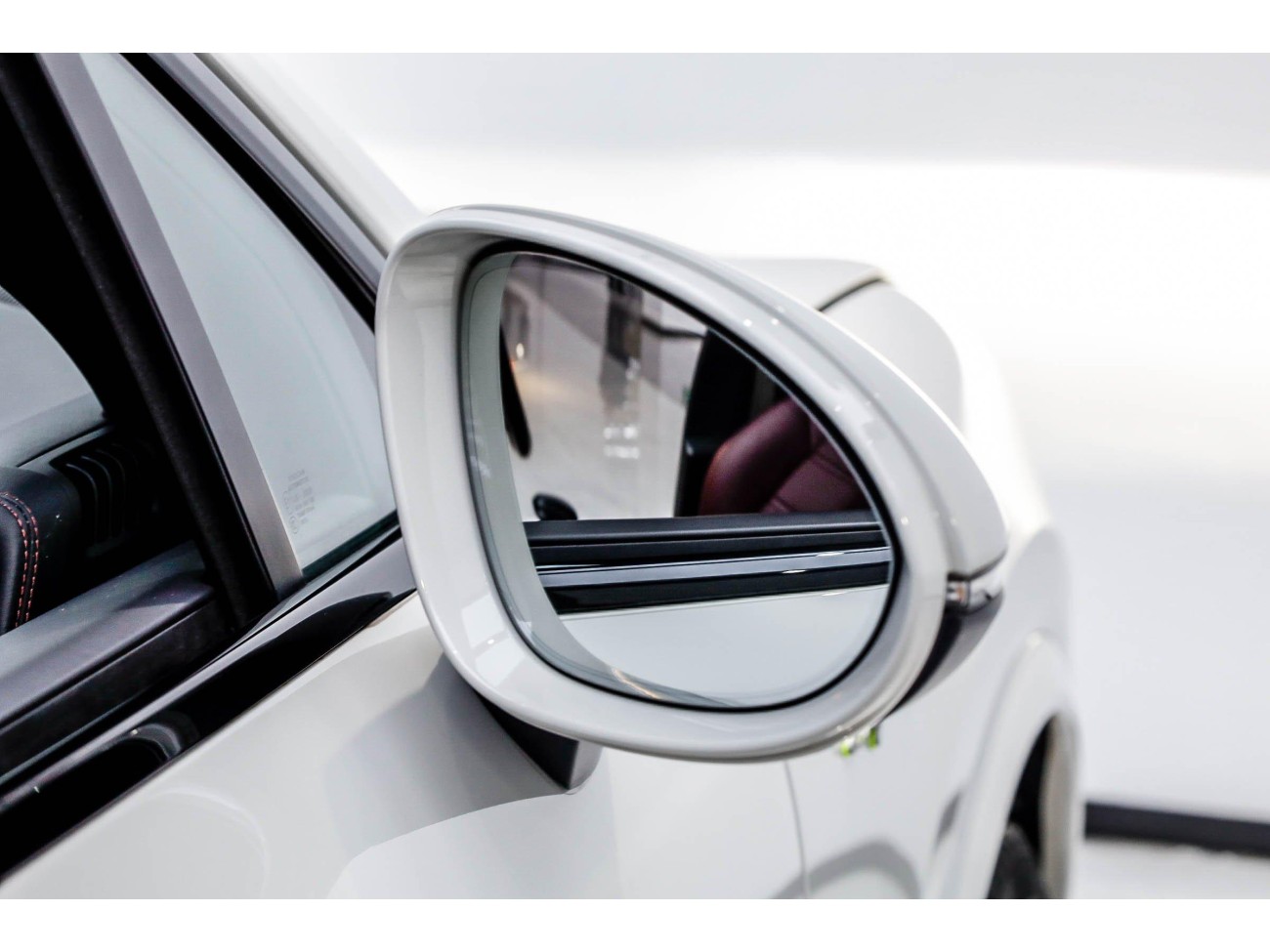 Porsche Cayenne 2023