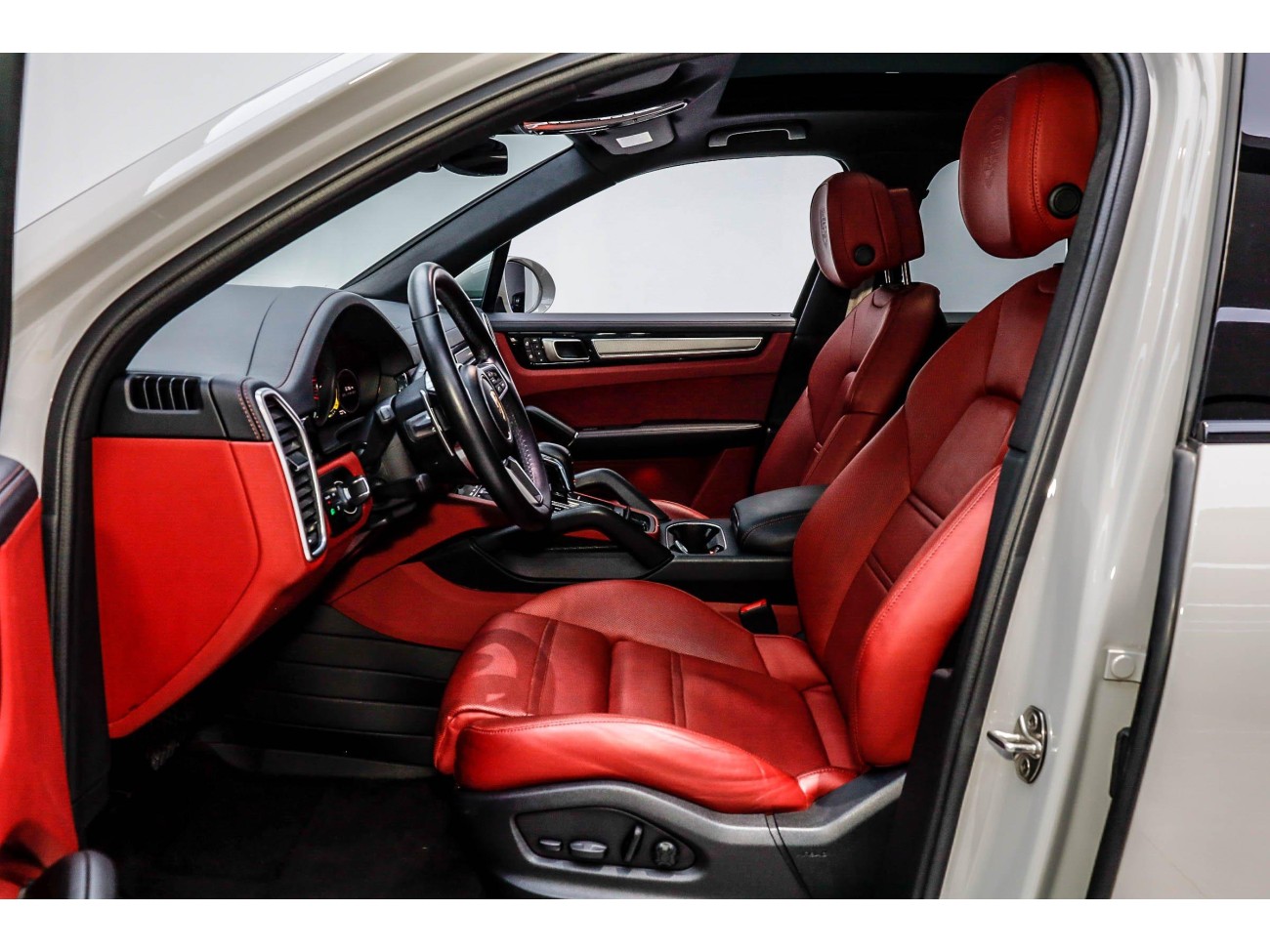 Porsche Cayenne 2023