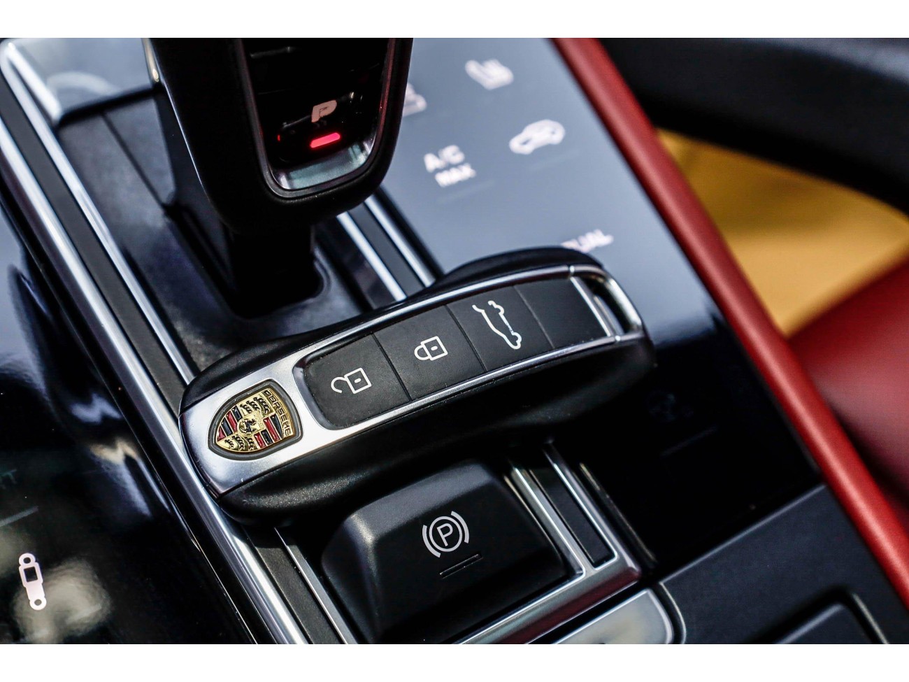 Porsche Cayenne 2023