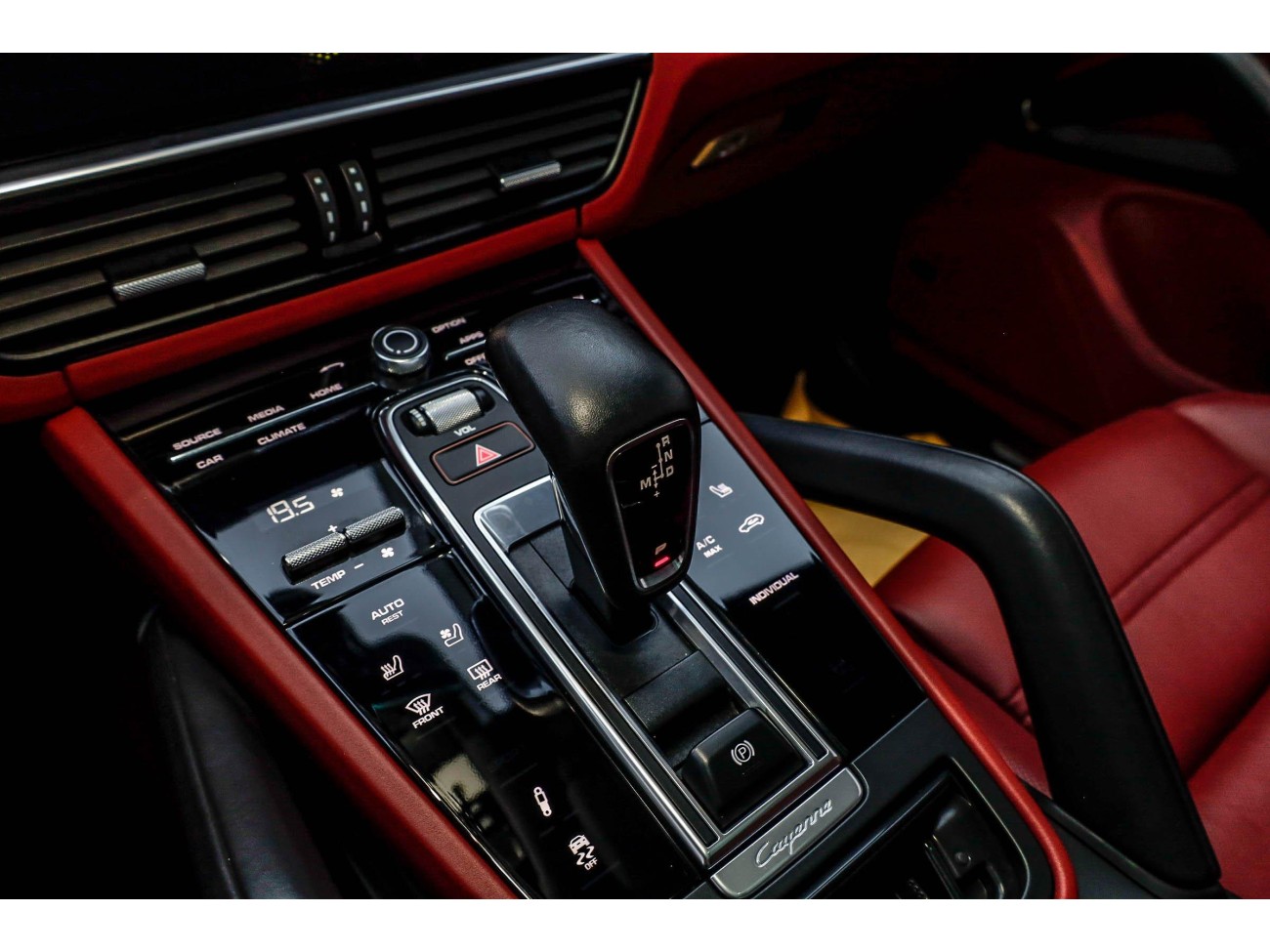 Porsche Cayenne 2023