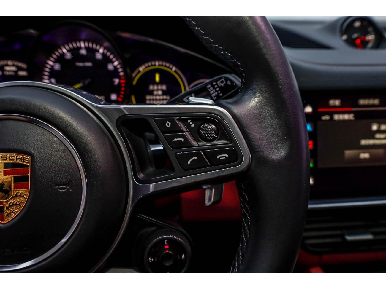 Porsche Cayenne 2023