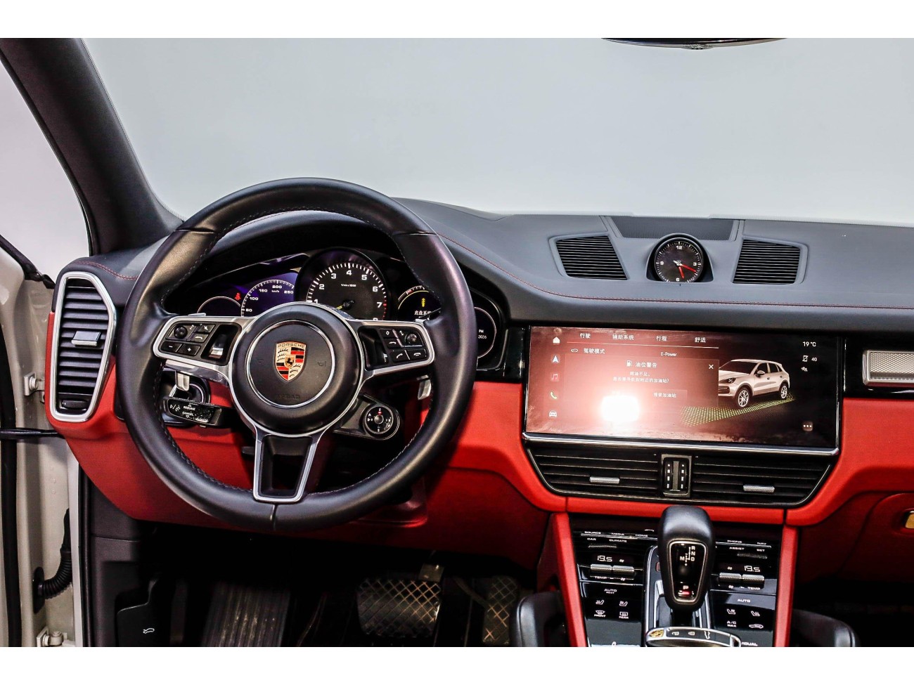 Porsche Cayenne 2023