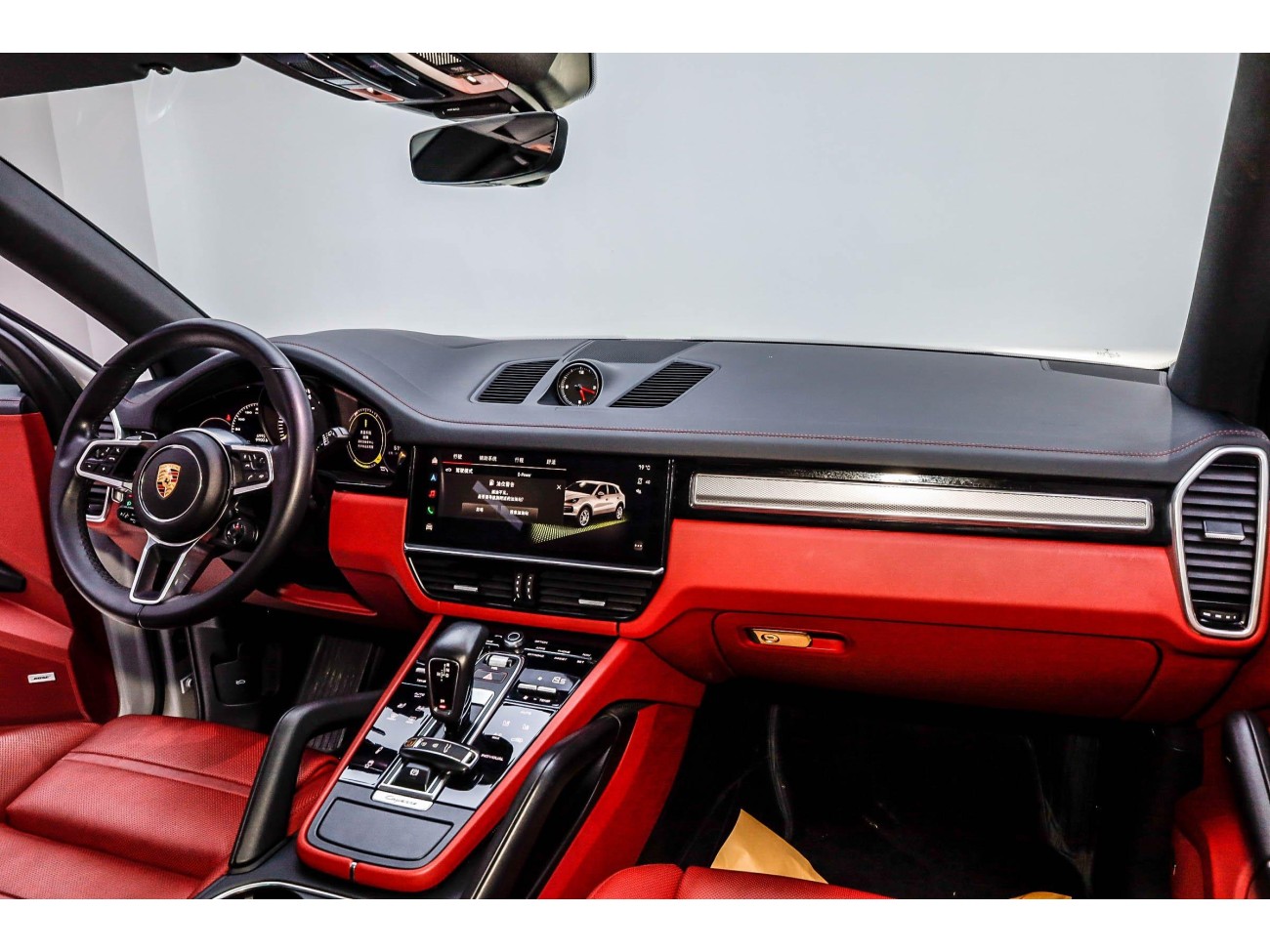 Porsche Cayenne 2023