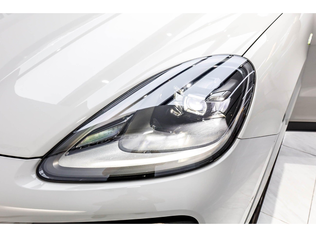 Porsche Cayenne 2023