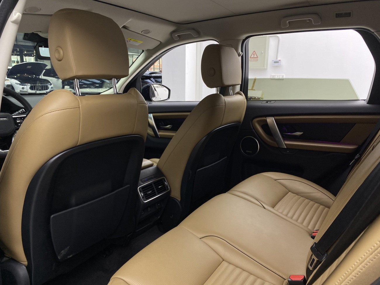 Land Rover Discovery Sport 2024