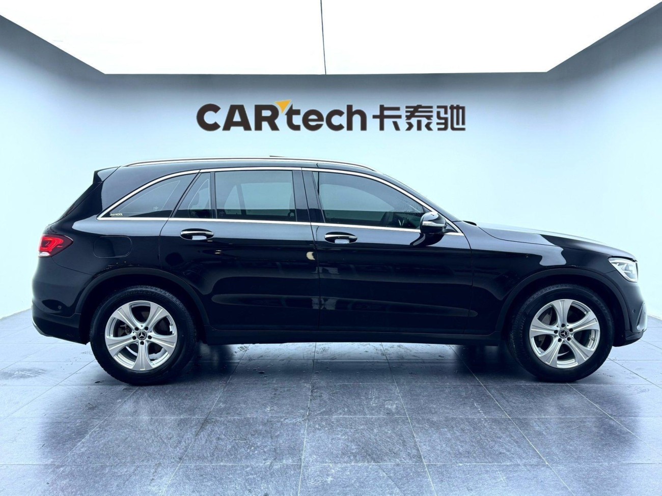 Mercedes-Benz GLC 260 L 2020