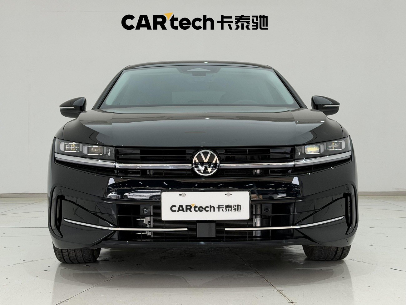 Volkswagen Magotan 2025