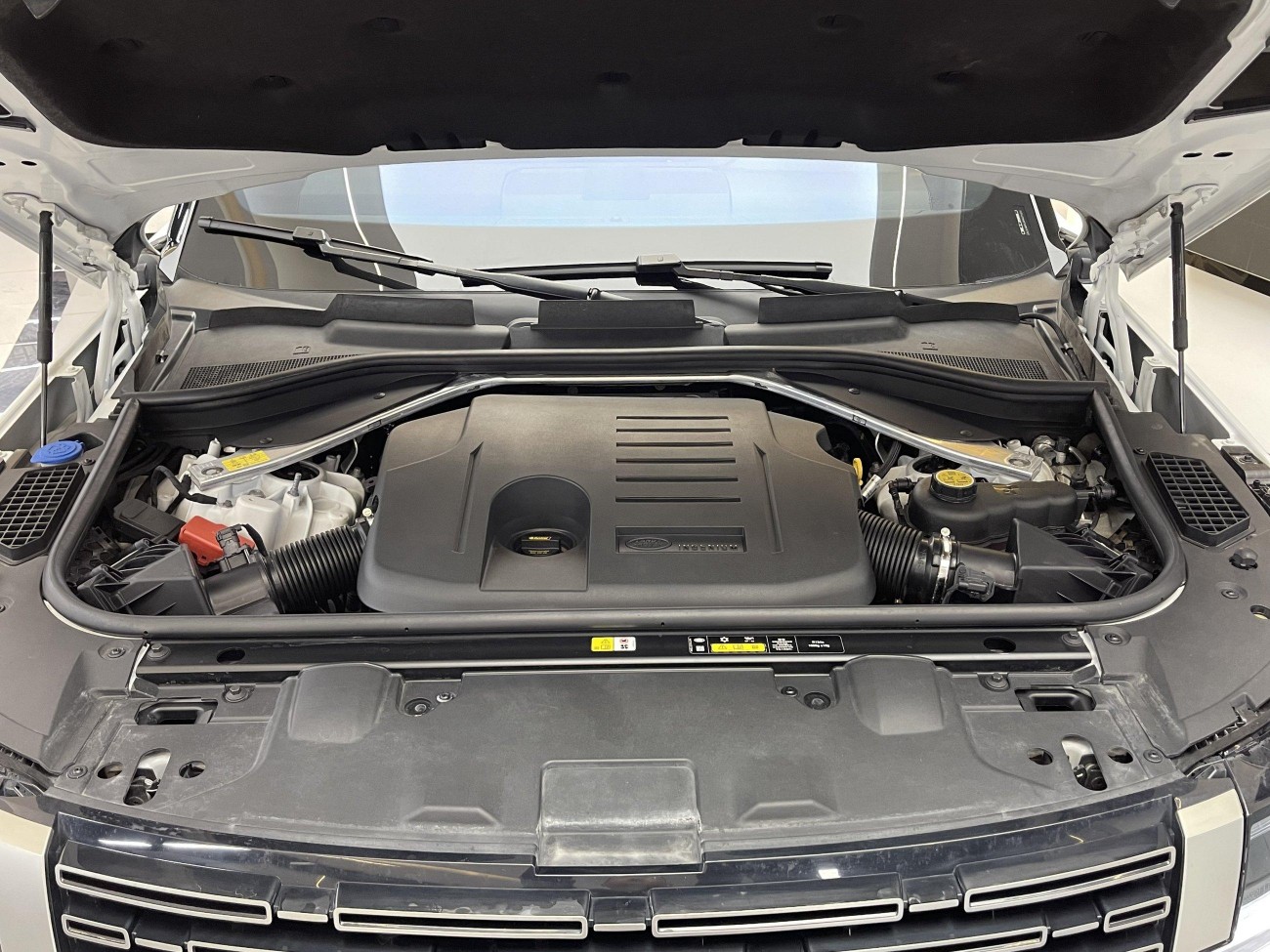 Land Rover Range Rover 2023