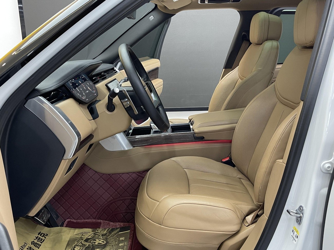 Land Rover Range Rover 2023