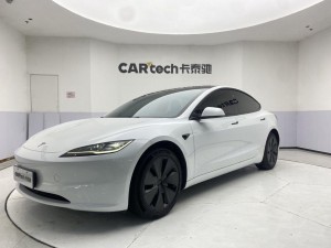 Tesla Model 3 2024