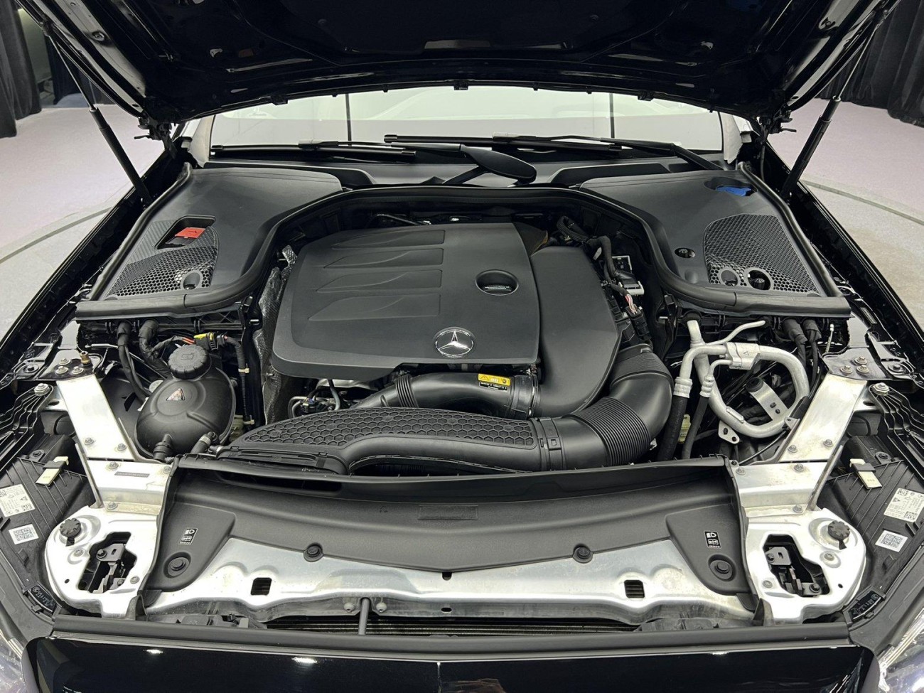 Mercedes-Benz E 300 L 2021