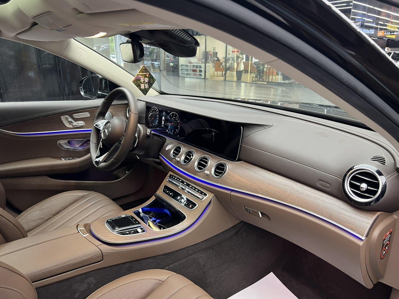 Mercedes-Benz E 300 L 2021