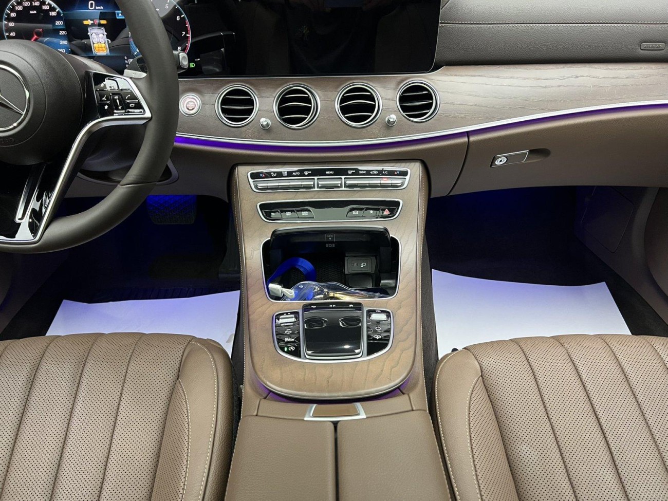 Mercedes-Benz E 300 L 2021