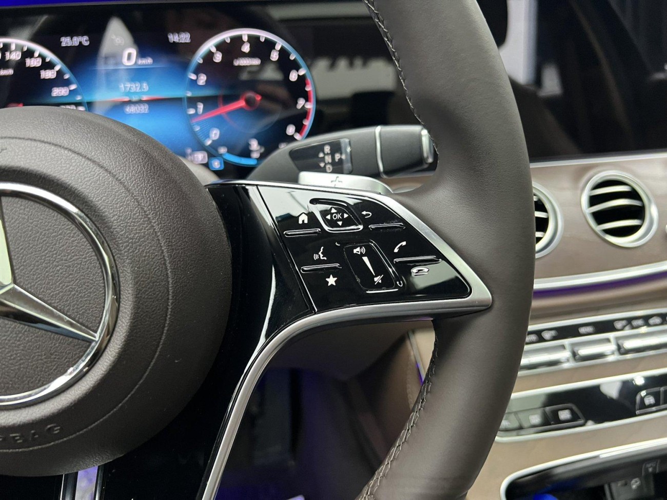 Mercedes-Benz E 300 L 2021