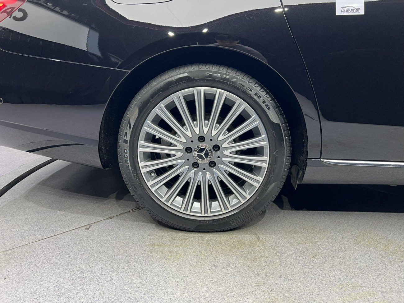 Mercedes-Benz E 300 L 2021