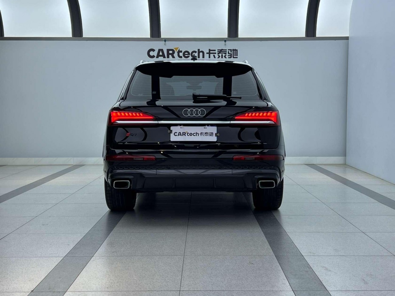 Audi Q7 45 TFSI 2024