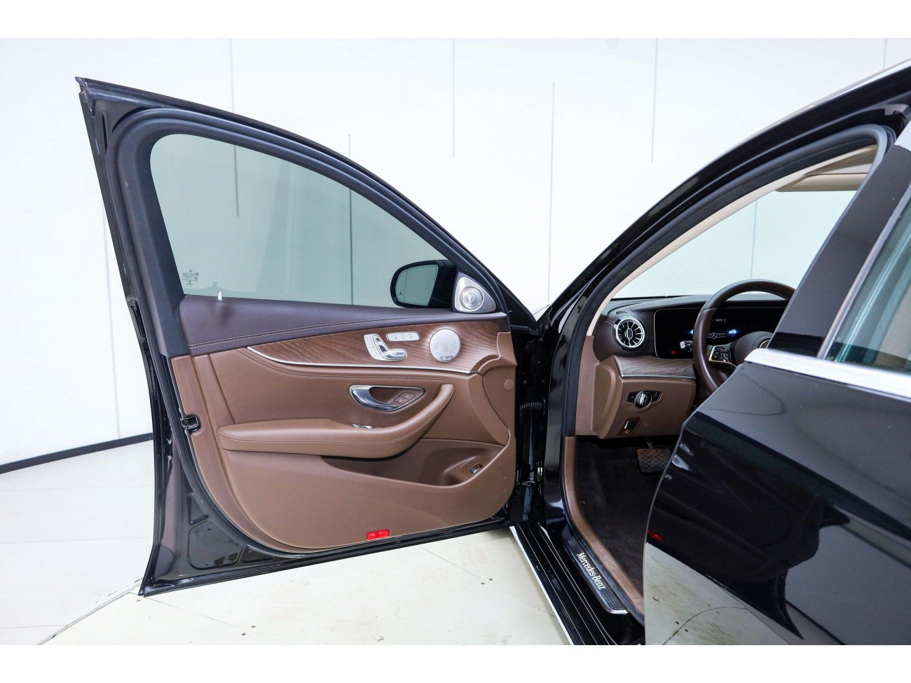 Mercedes-Benz E 300 L 2021