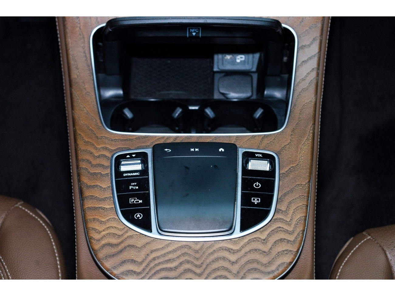 Mercedes-Benz E 300 L 2021