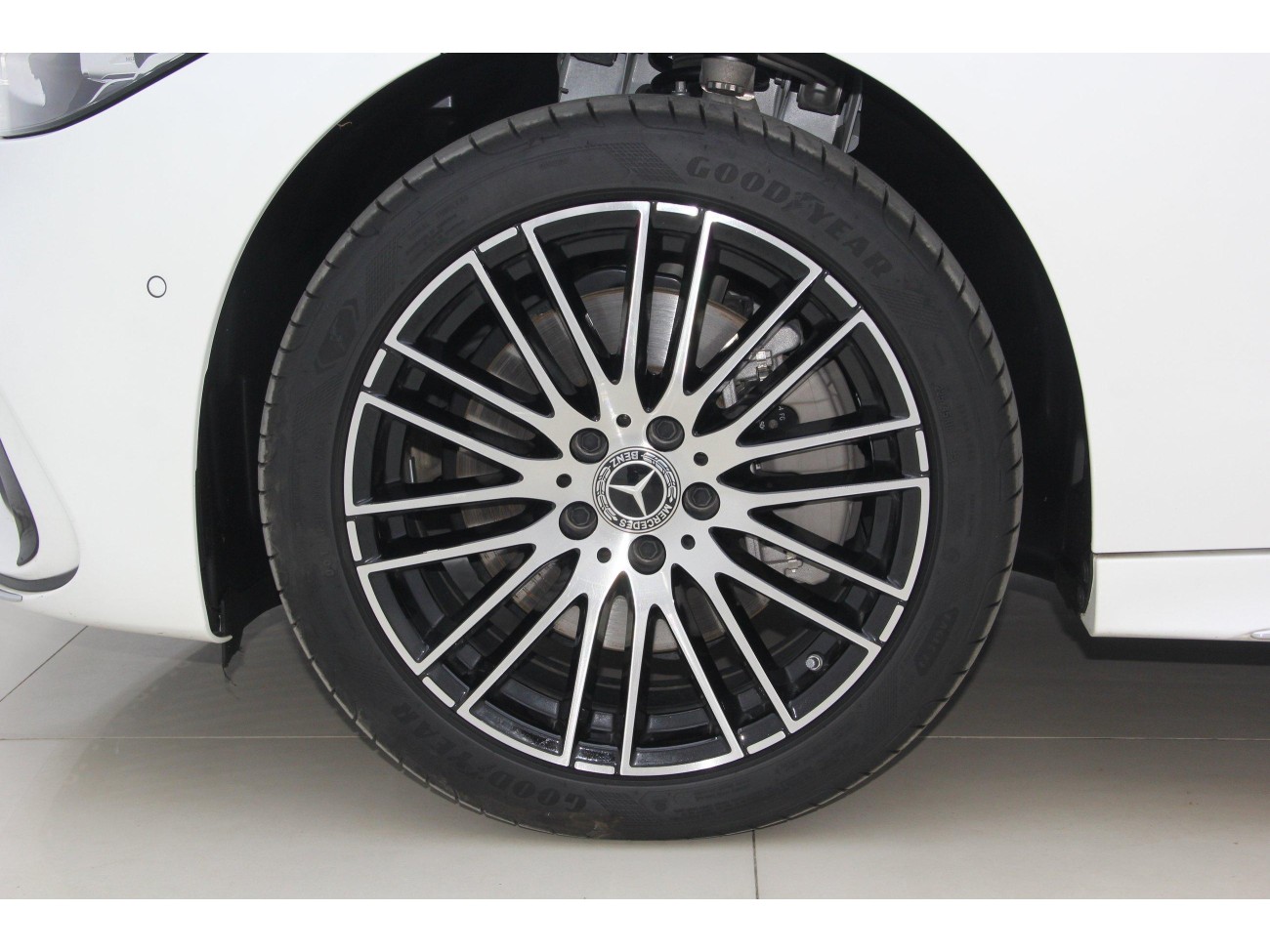 Mercedes-Benz C 260 L 2024