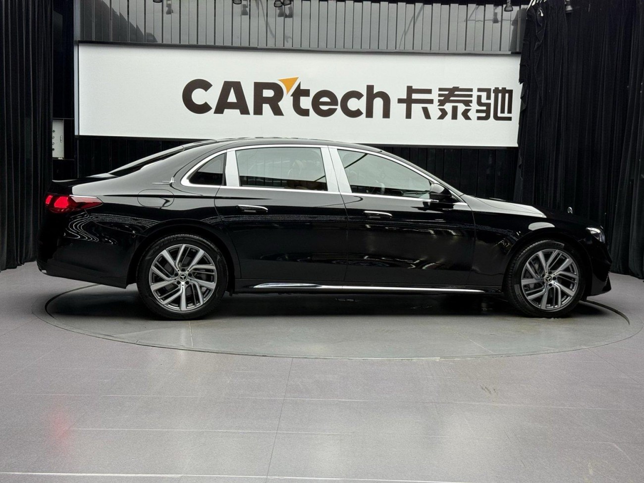 Mercedes-Benz E 300 L 2025