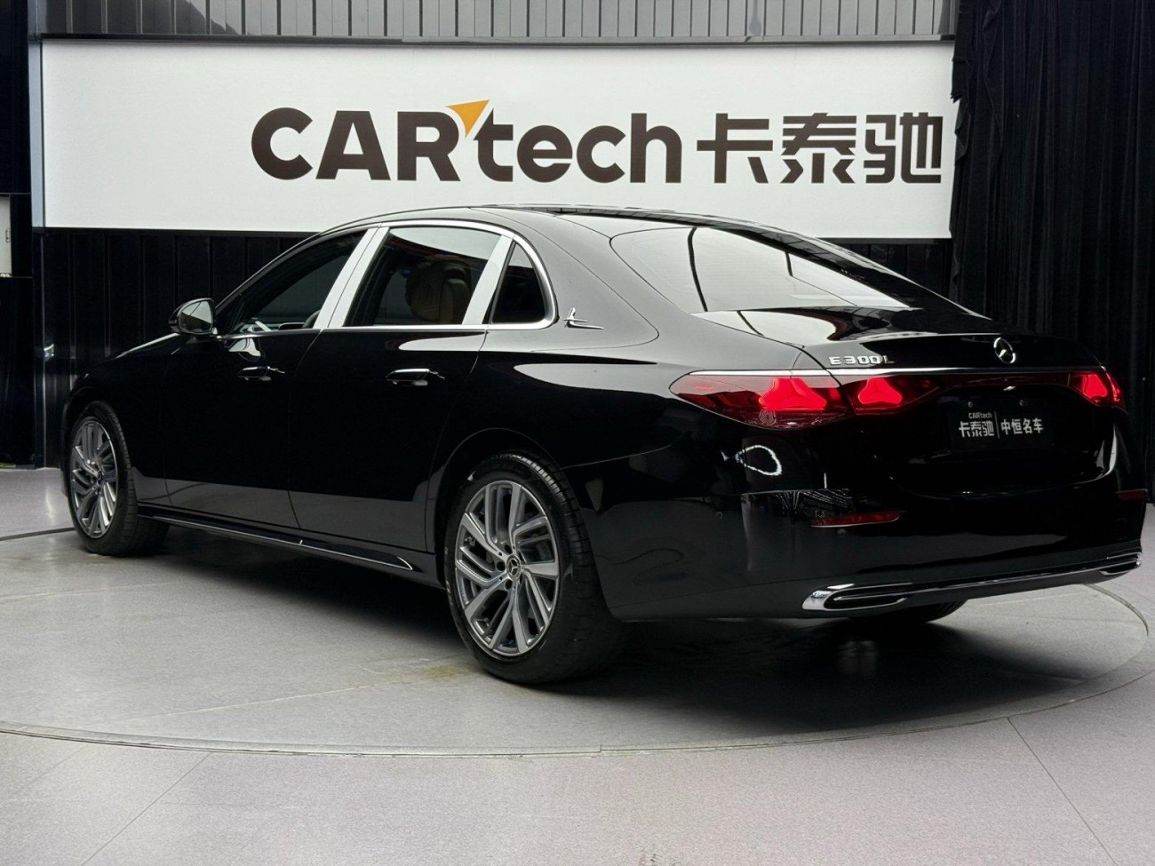 Mercedes-Benz E 300 L 2025