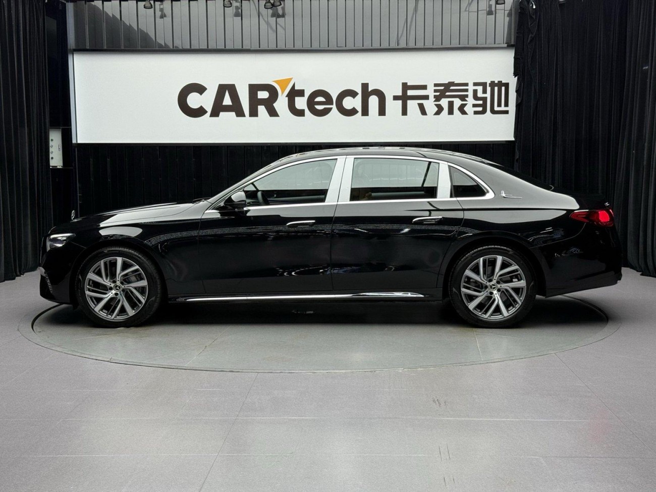 Mercedes-Benz E 300 L 2025