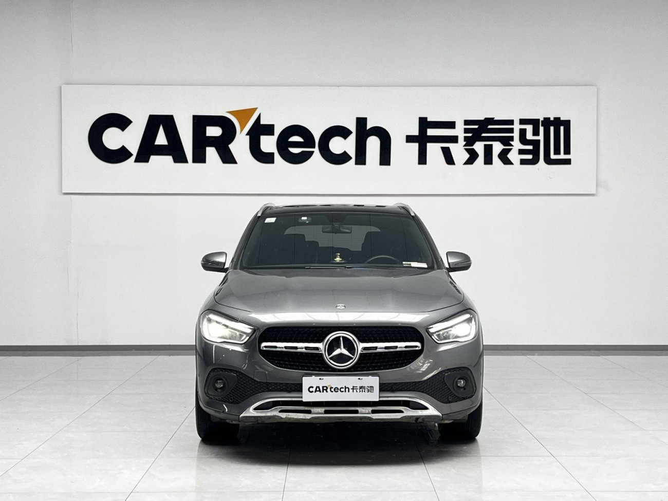 Mercedes-Benz GLA 200 2021