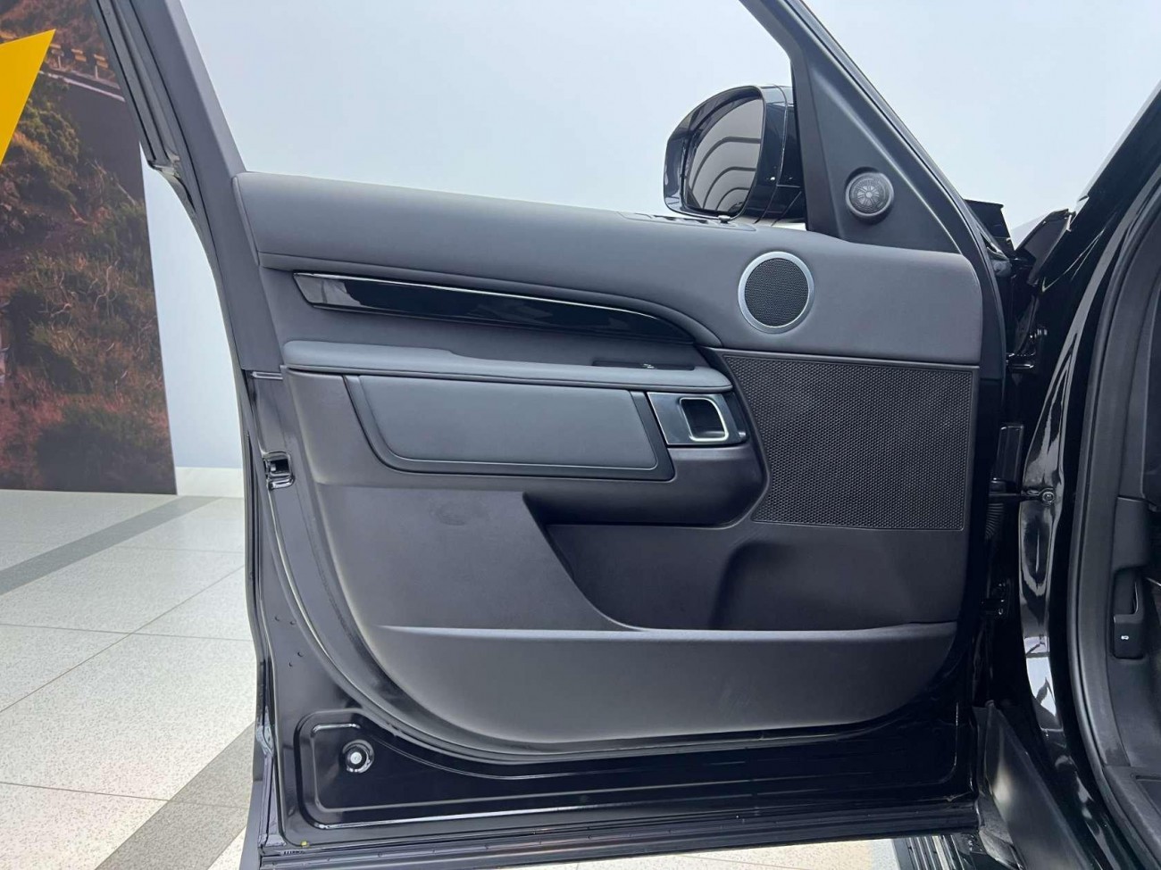 Land Rover Discovery 2018