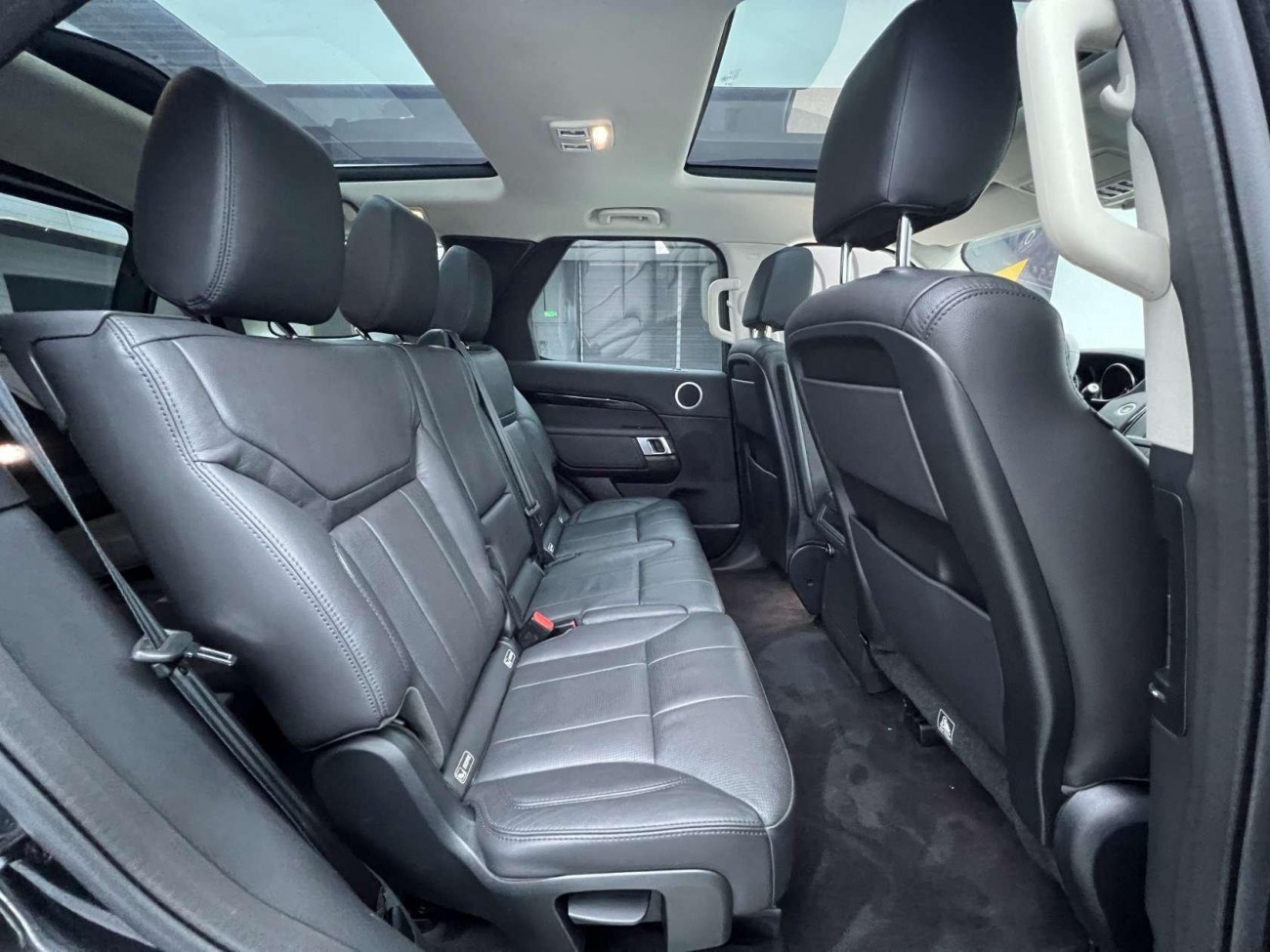 Land Rover Discovery 2018