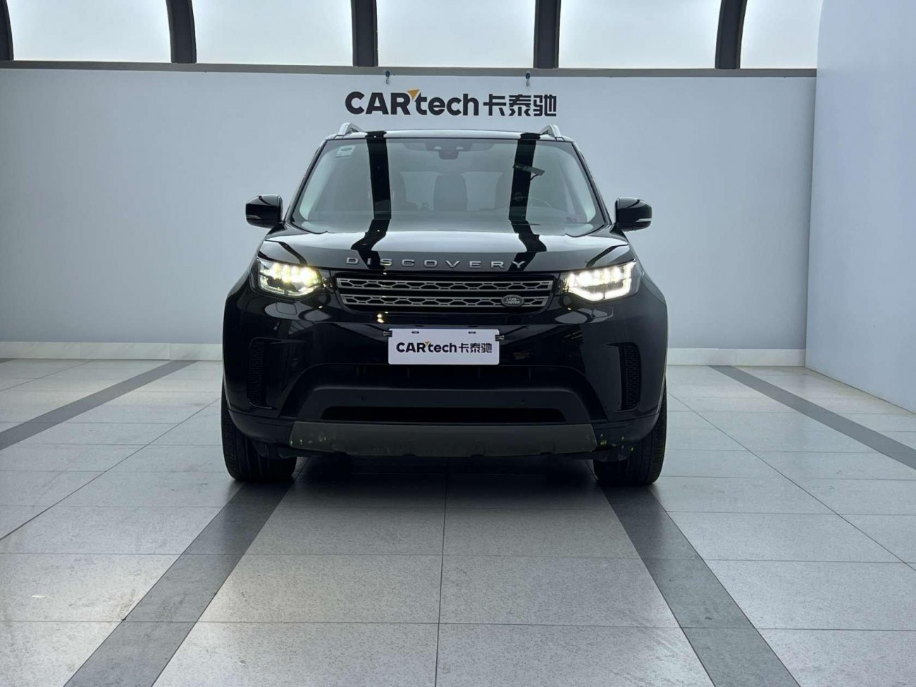 Land Rover Discovery 2018