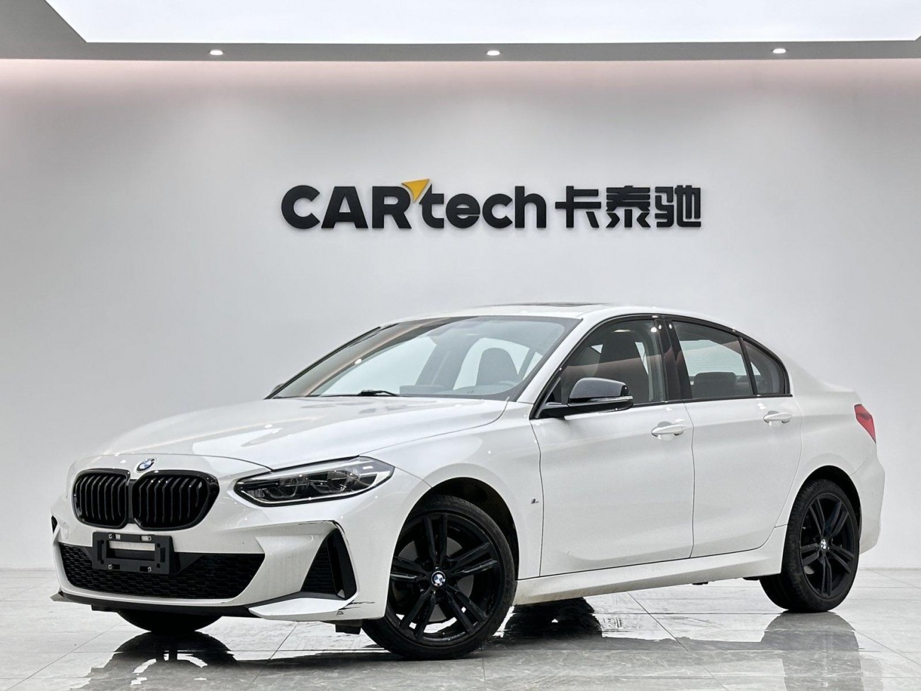 BMW 125i 2022