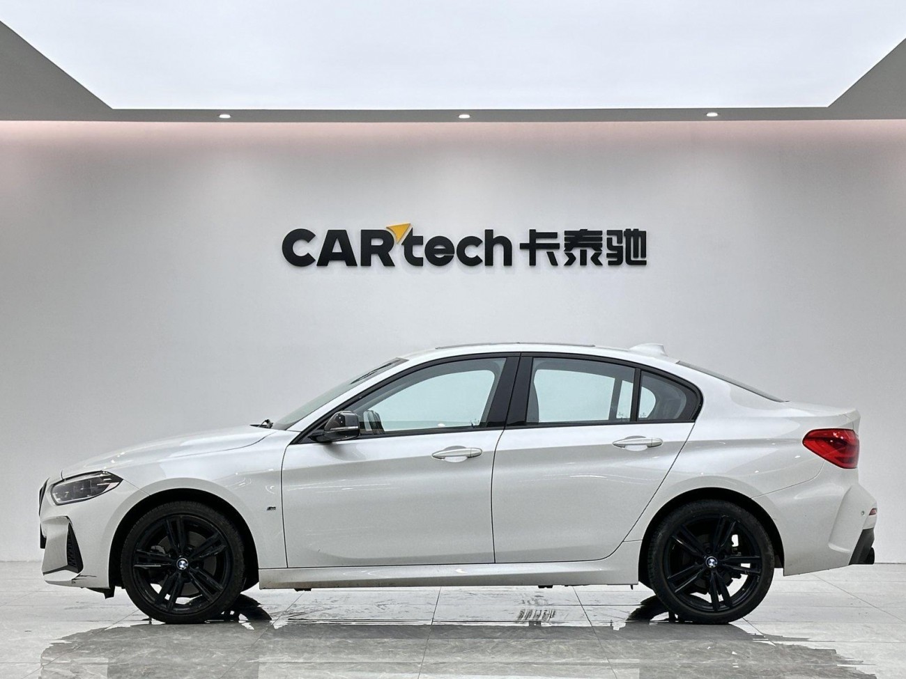 BMW 125i 2022
