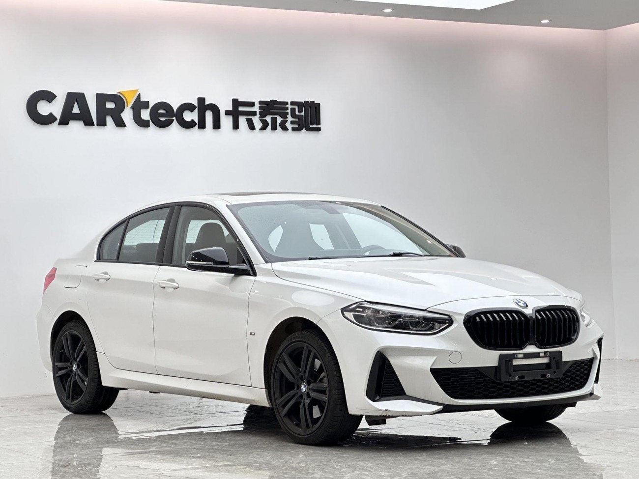 BMW 125i 2022