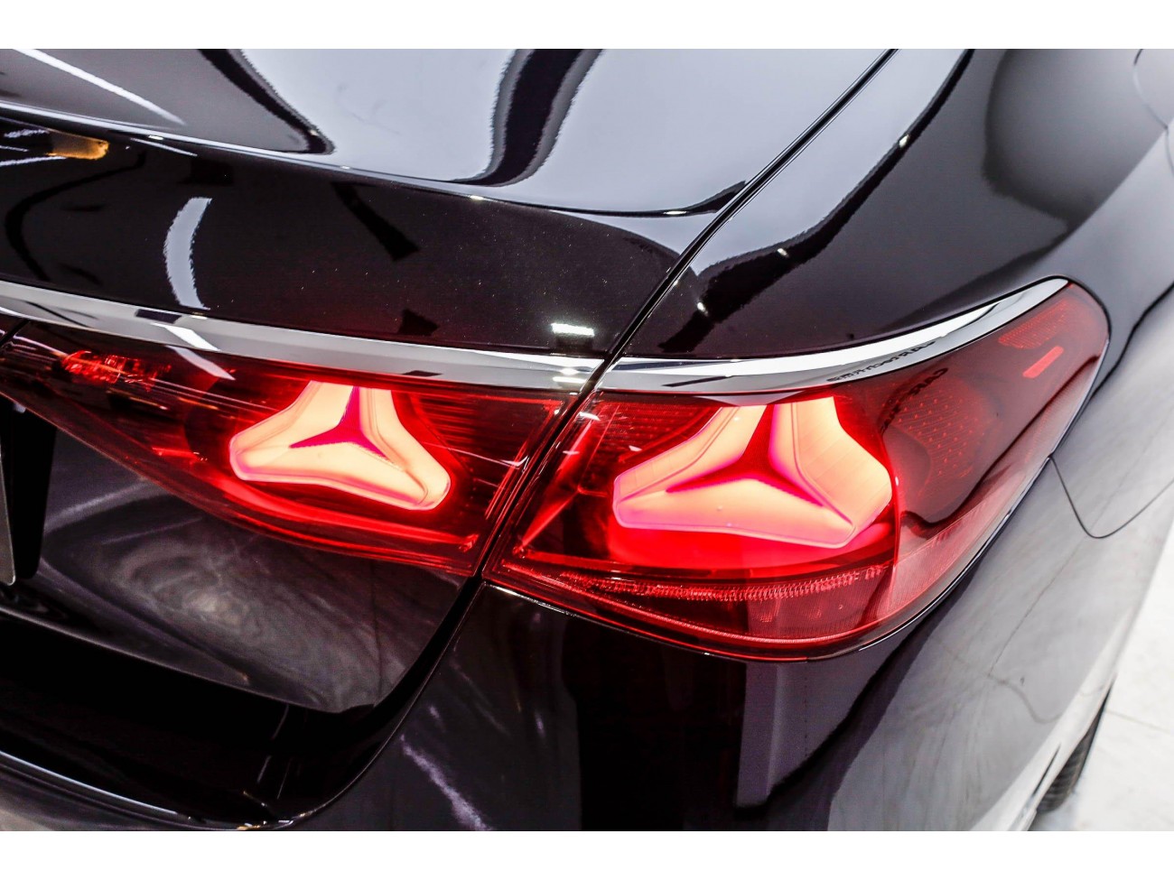 Mercedes-Benz E 300 L 2026