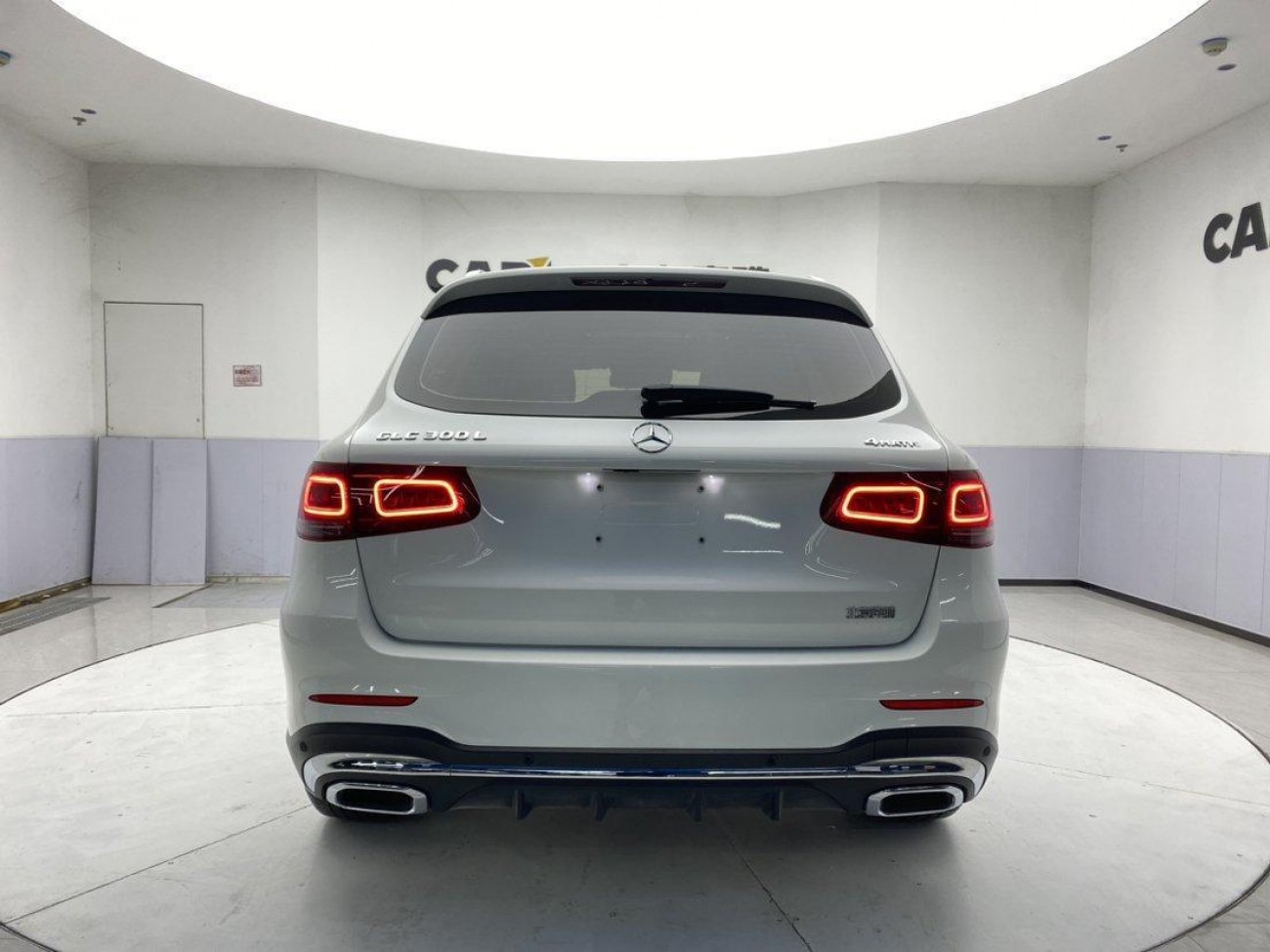 Mercedes-Benz GLC 300 L 2020