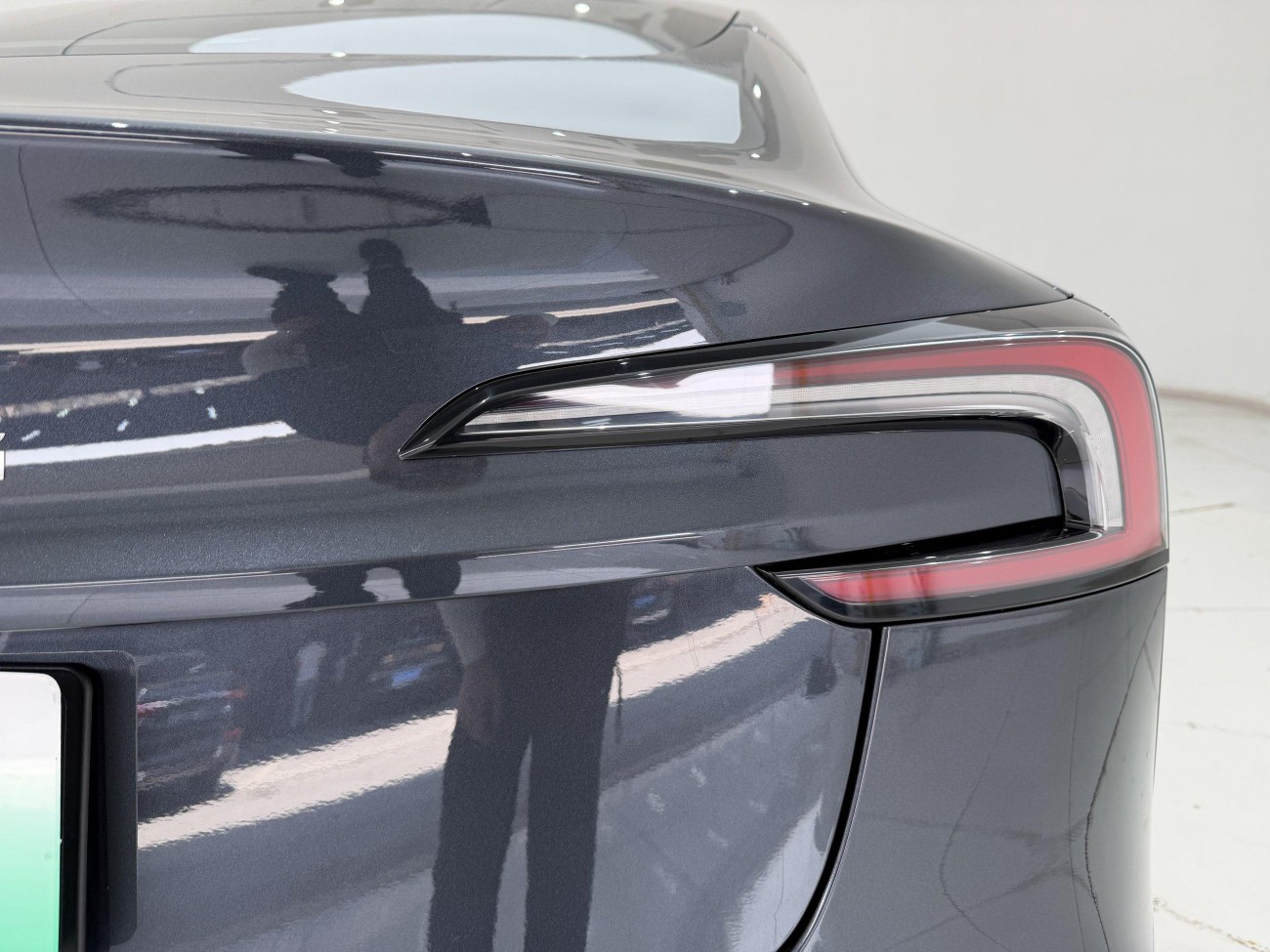 Tesla Model 3 2024